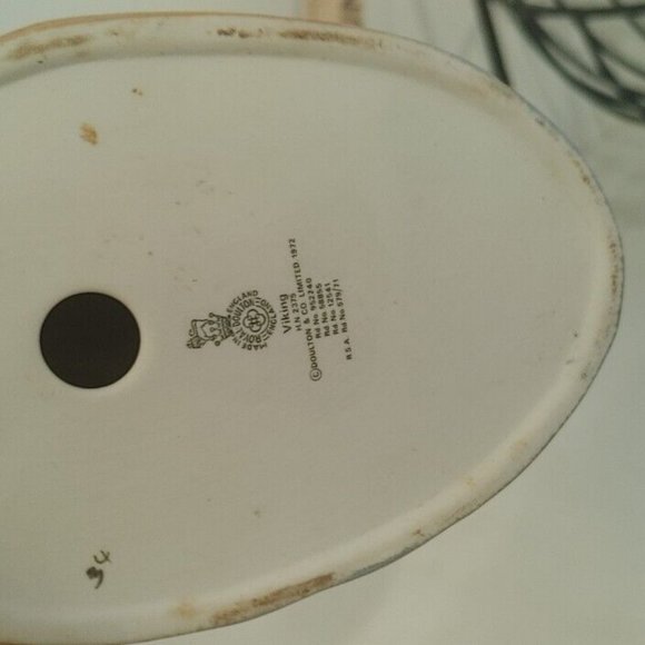 Royal Doulton Figurine Viking HN2375 Limited Edition 1972 - Picture 6 of 6